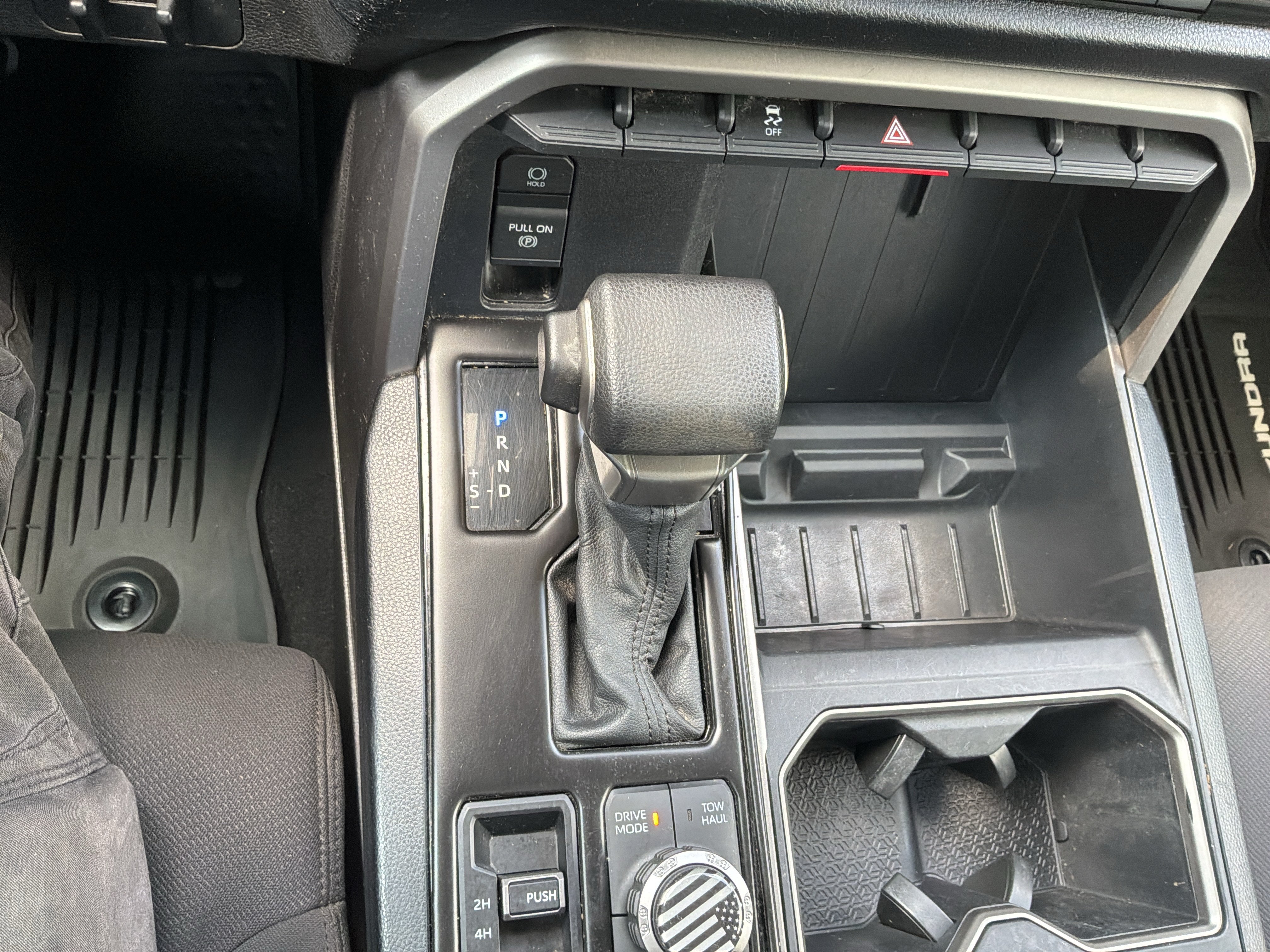 Used 2022 Toyota Tundra SR5 w/ SR5 Convenience Package AWD/4WD image 26
