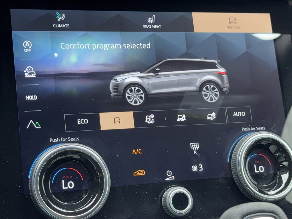 Used 2023 Land Rover Range Rover Evoque R-Dynamic SE image 31