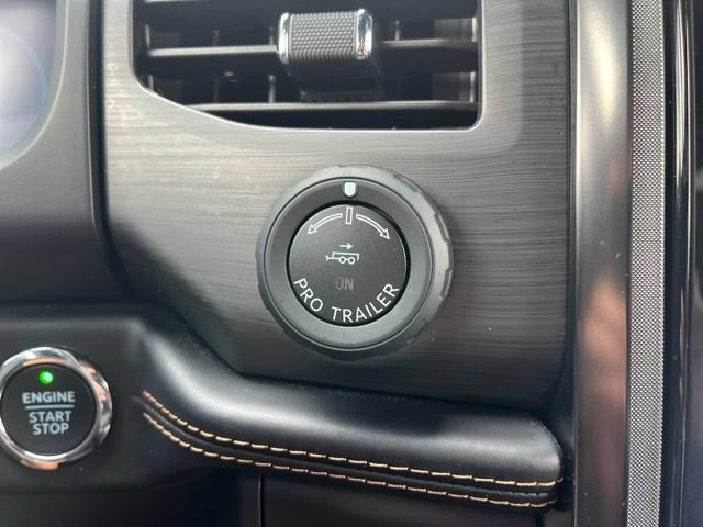 Certified 2024 Ford Expedition Max Platinum AWD/4WD image 18
