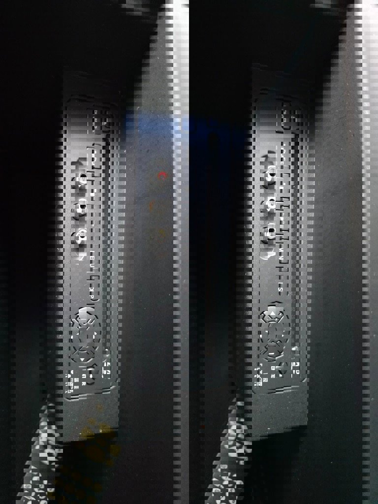 Used 2004 Nissan Titan SE image 23