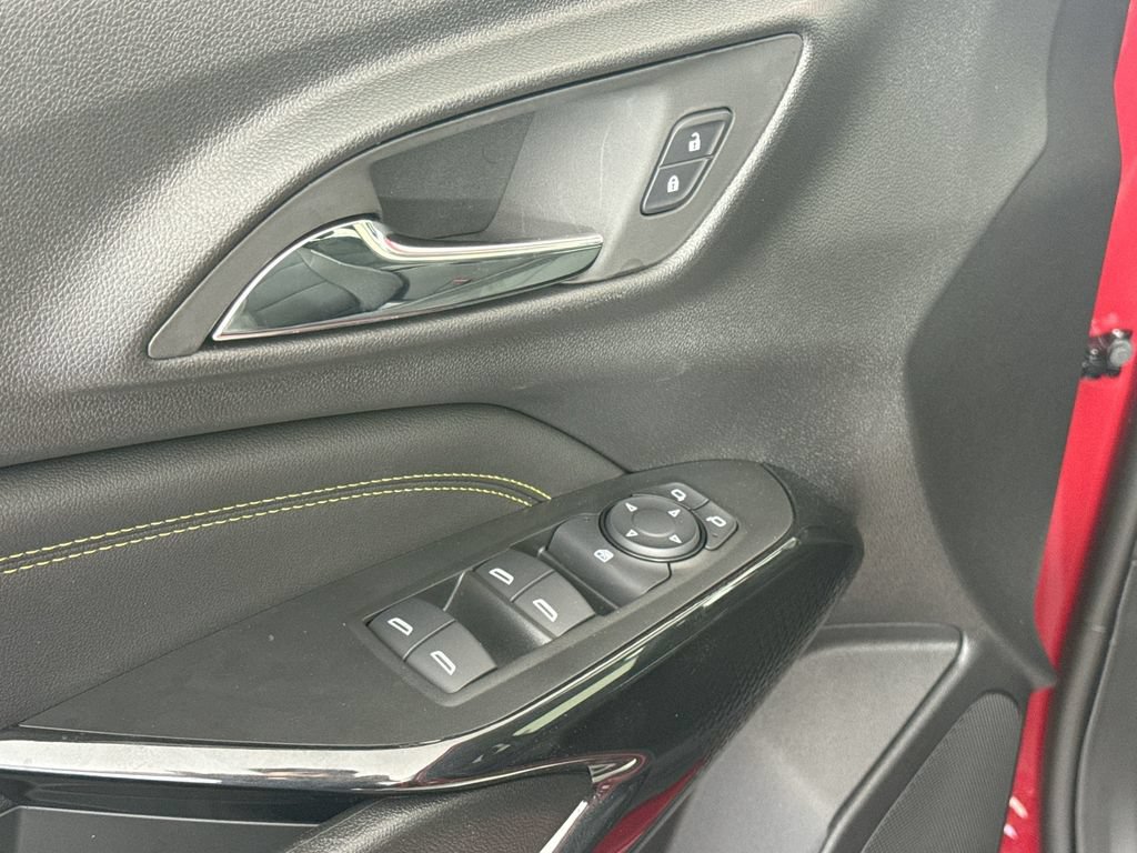New 2026 Chevrolet Trax LT w/ LT Convenience Package FWD image 19
