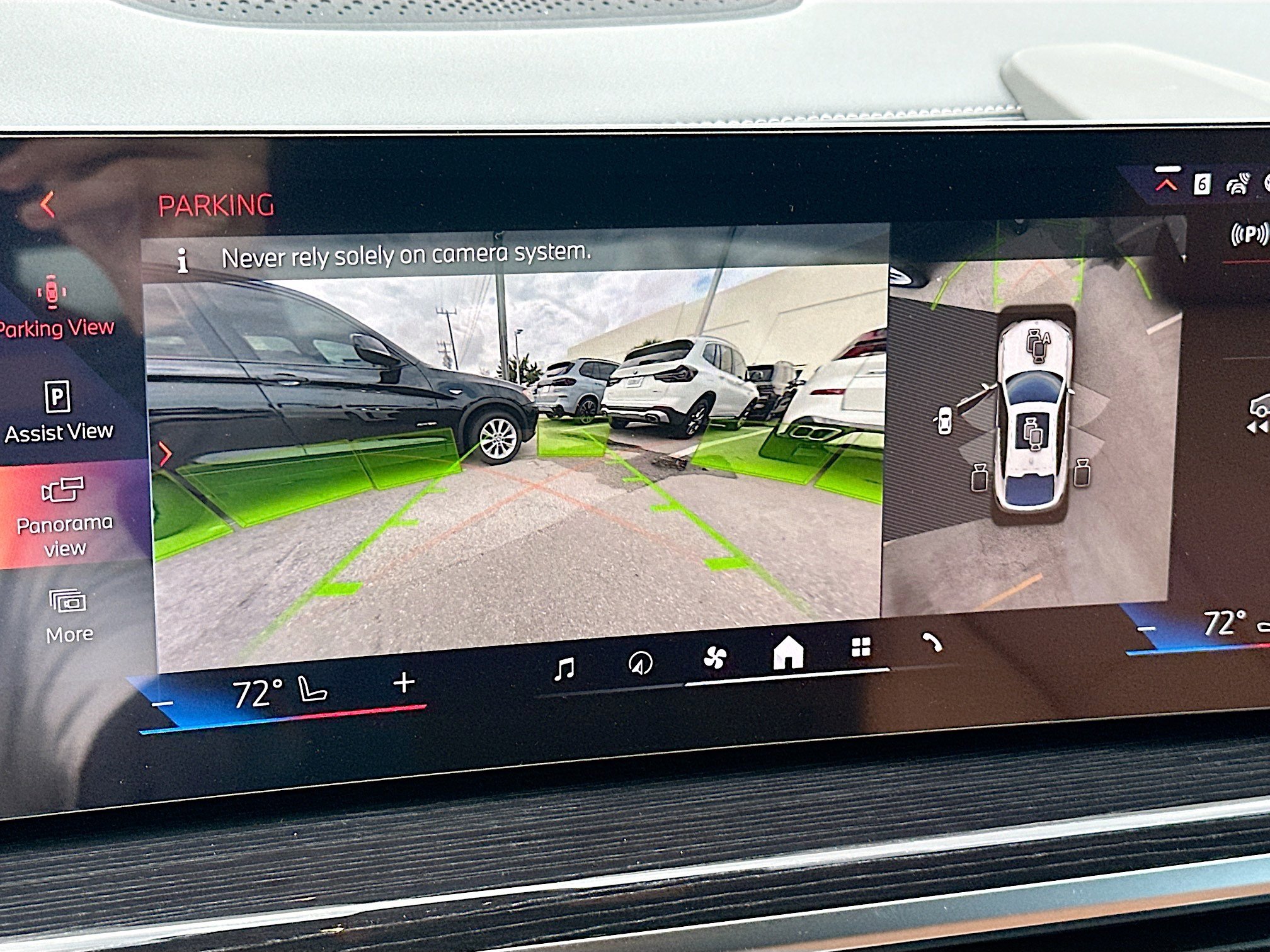 New 2026 BMW X6 xDrive40i w/ Premium Package image 12