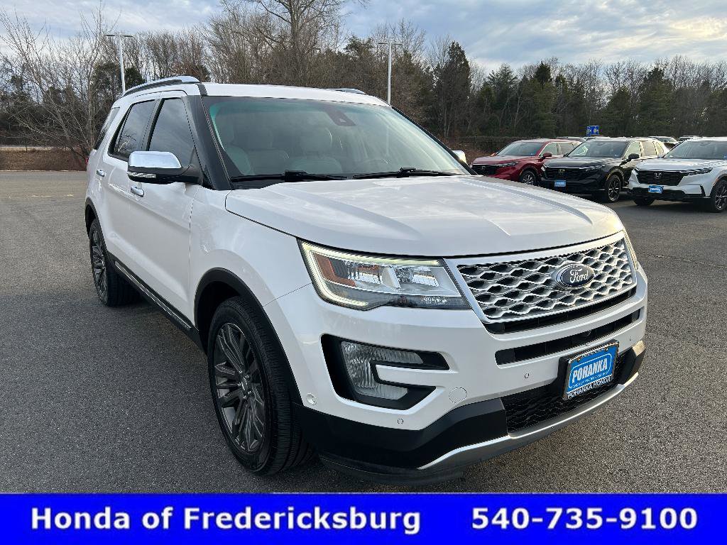 Used 2017 Ford Explorer Platinum image 8
