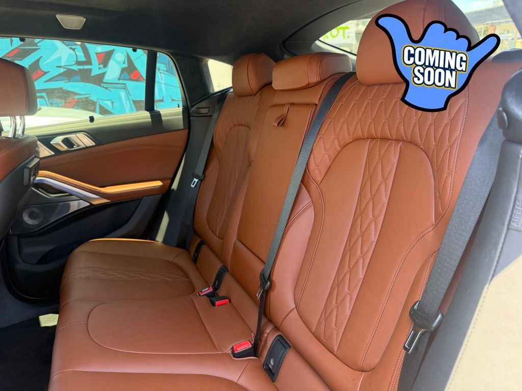 Used 2022 BMW X6 M50i w/ Executive Package AWD/4WD image 17