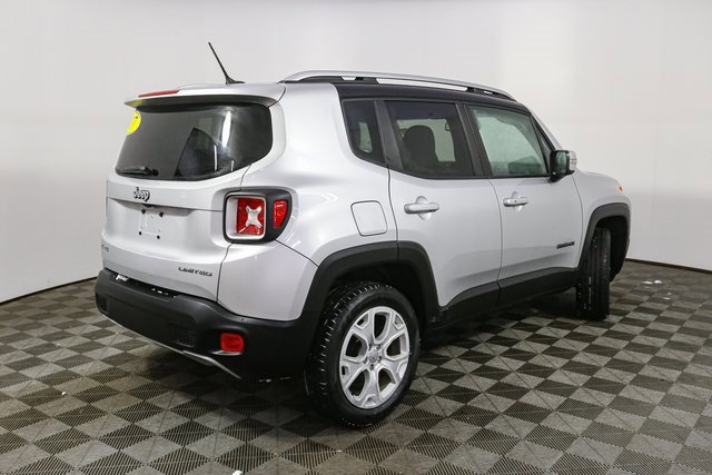 Used 2017 Jeep Renegade Limited image 13
