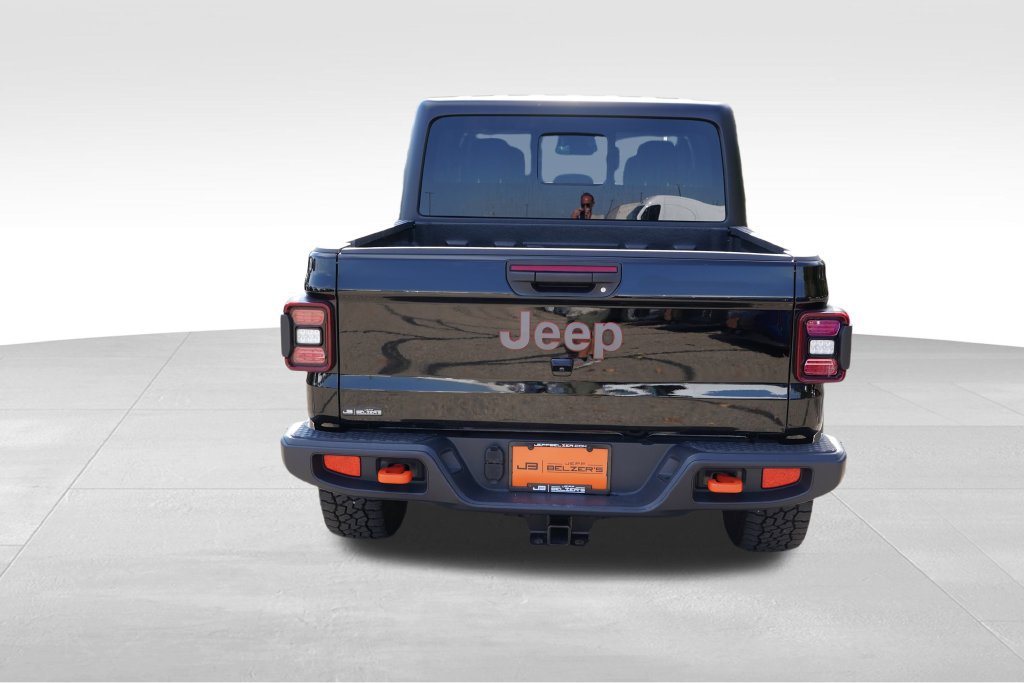 Certified 2026 Jeep Gladiator Mojave AWD/4WD image 6