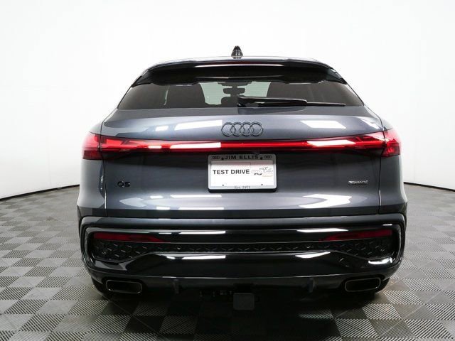 New 2026 Audi Q5 Prestige image 27