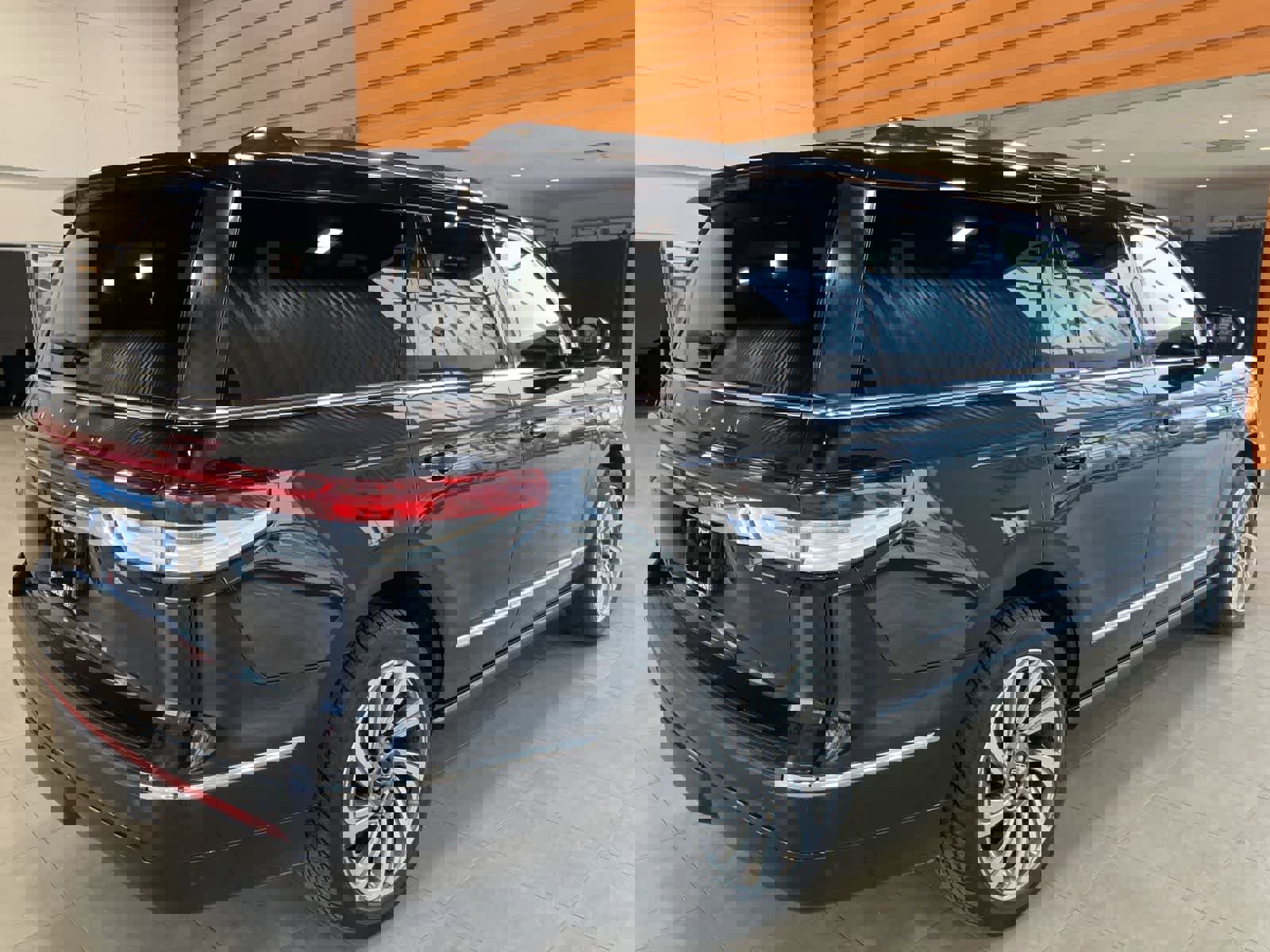 Used 2023 Lincoln Navigator Reserve w/ Equipment Group 201A image 5