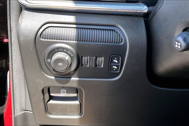 Used 2022 Jeep Wagoneer Series III AWD/4WD image 15