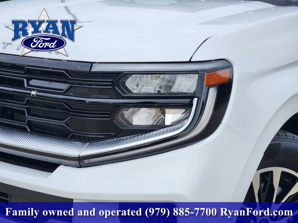 Certified 2025 Ford Expedition Max Platinum AWD/4WD image 6
