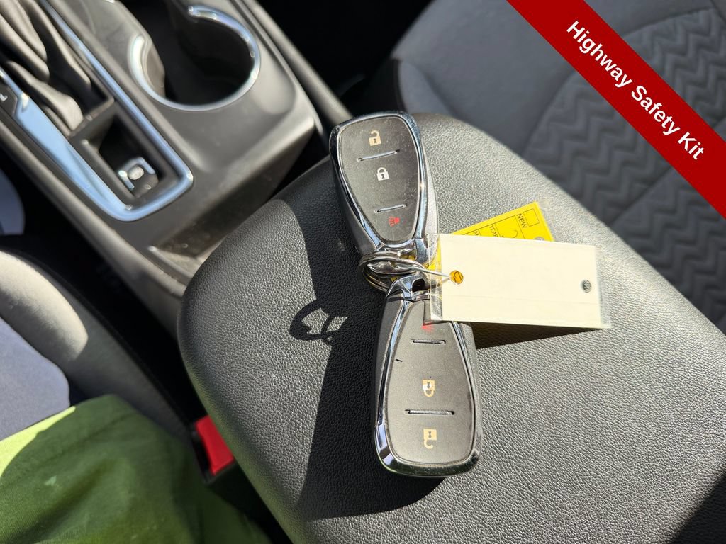 Used 2023 Chevrolet Equinox LS w/ LS Convenience Package AWD/4WD image 28