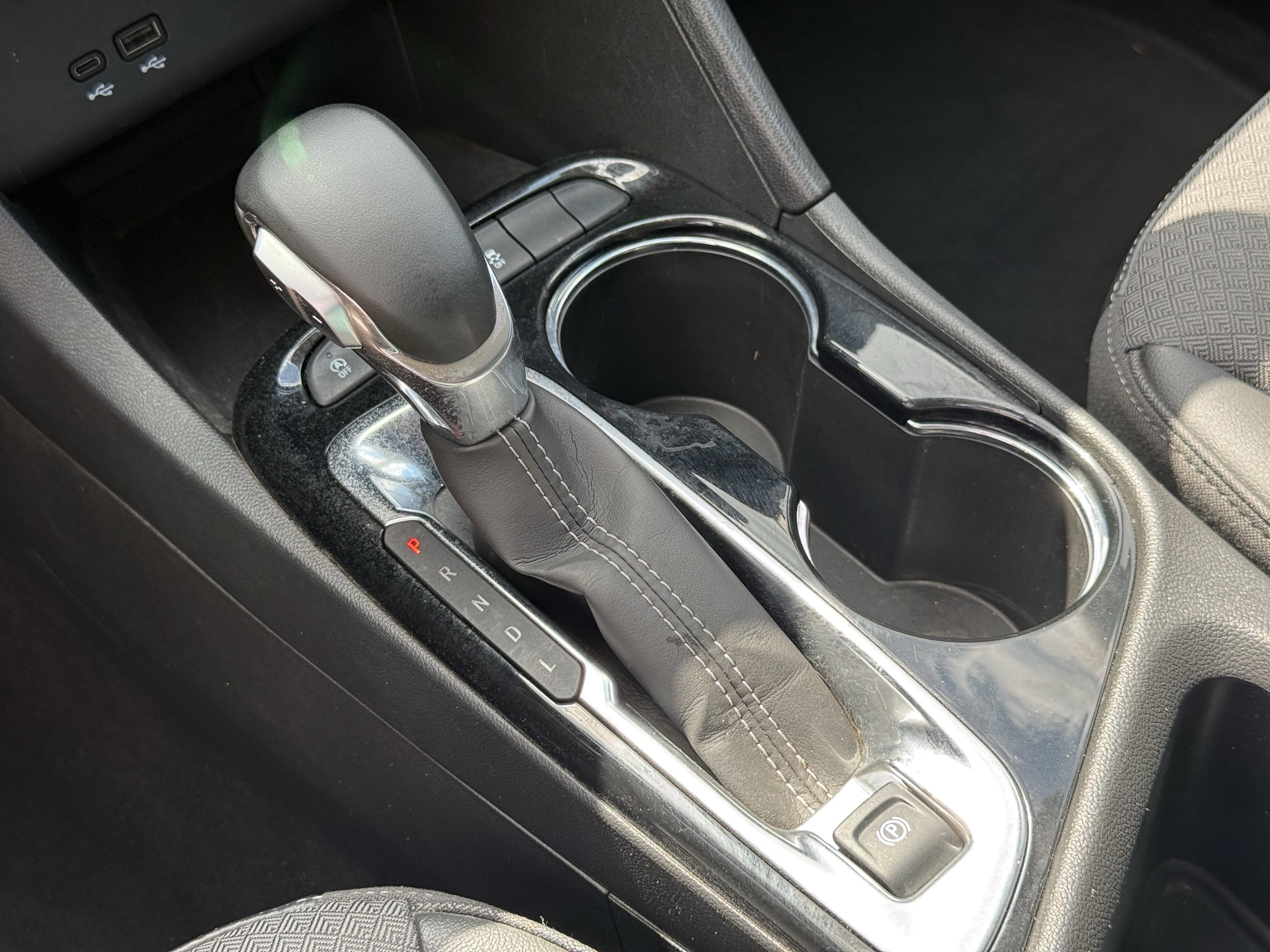 Used 2025 Buick Encore GX Preferred FWD image 21