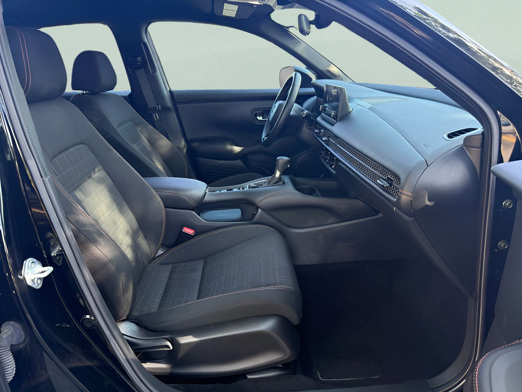 Used 2025 Honda HR-V Sport image 14