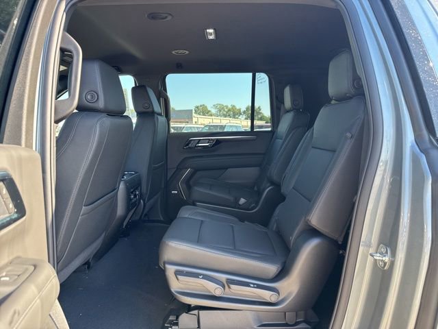New 2026 Chevrolet Suburban LT w/ Comfort Package image 19