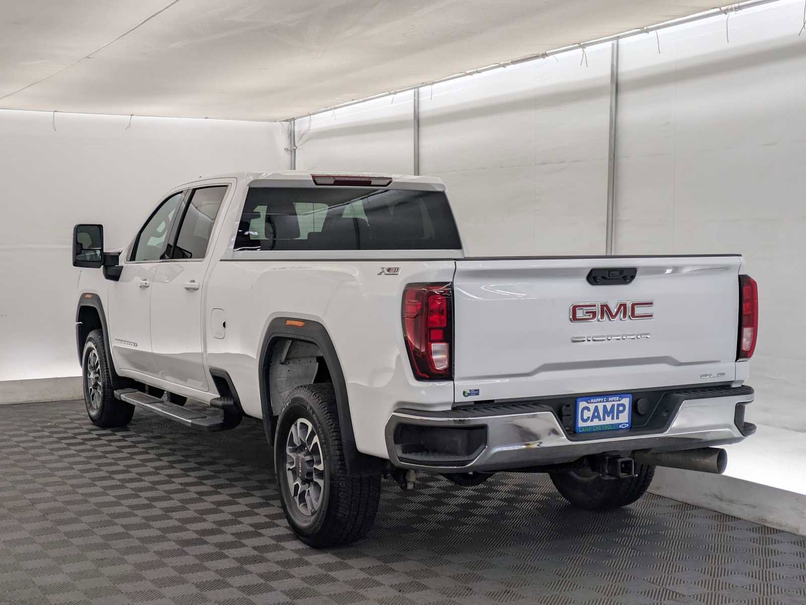 Used 2025 GMC Sierra 3500 SLE w/ SLE Convenience Package image 4