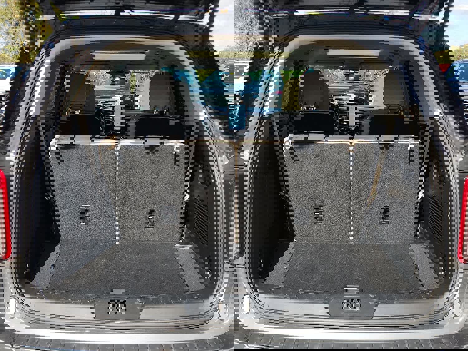 Used 2023 Ford Explorer Limited w/ Hybrid Equipment Group 310A image 24