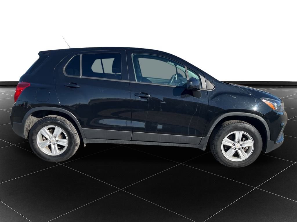 Used 2020 Chevrolet Trax LS w/ Tint and Cruise Package image 6