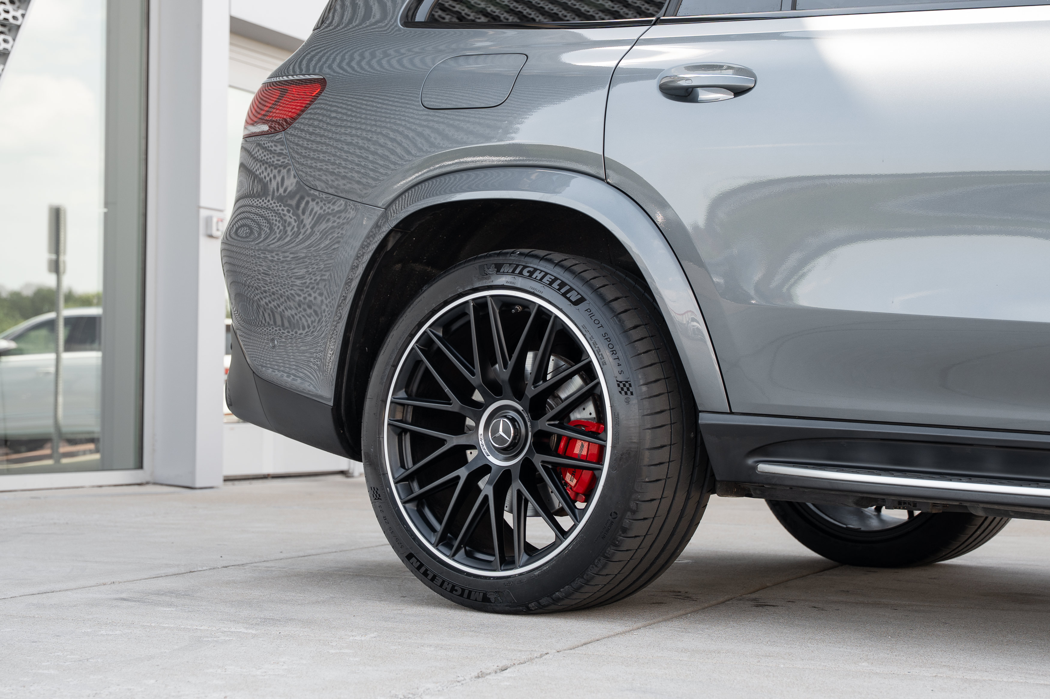 Used 2021 Mercedes-Benz GLS 63 AMG 4MATIC image 38