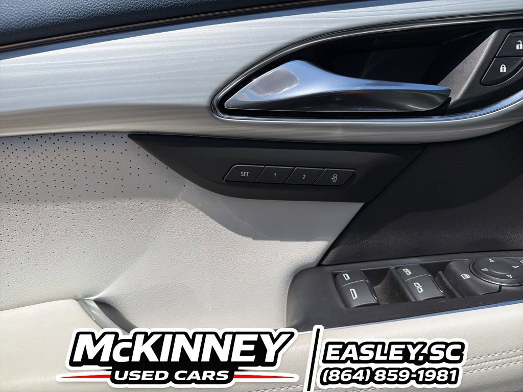 Used 2024 Buick Envision Avenir AWD/4WD image 48