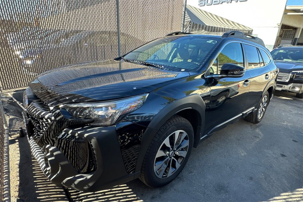 Certified 2025 Subaru Outback Limited image 2