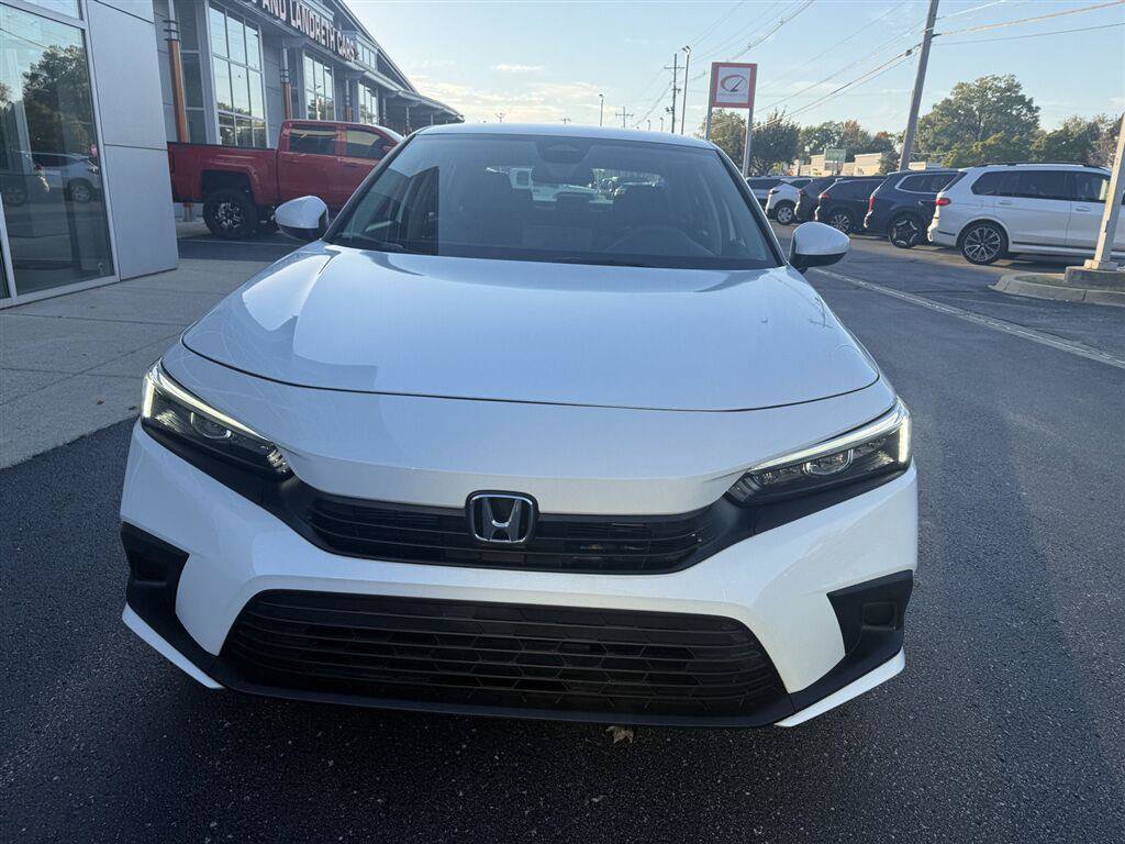 Used 2022 Honda Civic LX image 3