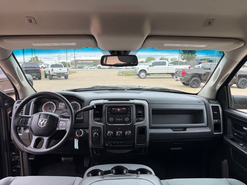 Used 2018 RAM 2500 Tradesman w/ Chrome Appearance Group AWD/4WD image 27