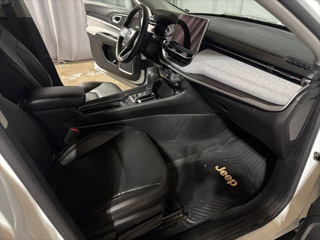 Used 2022 Jeep Compass Latitude image 19