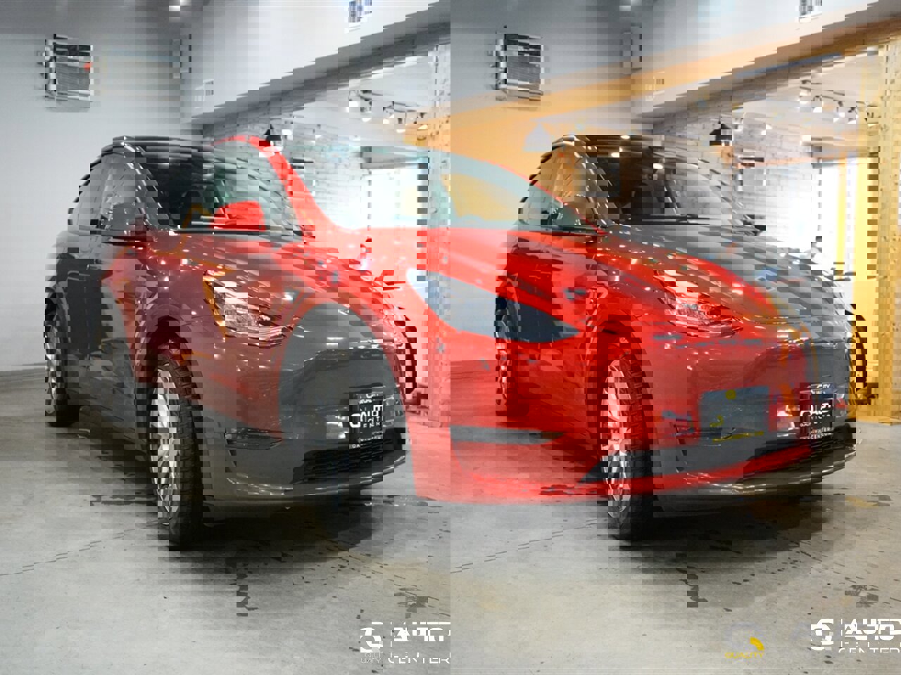 Used 2021 Tesla Model Y Long Range image 3