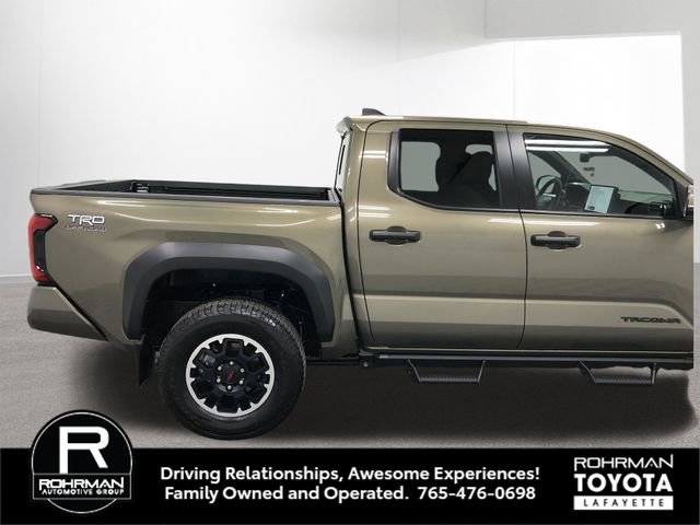 Used 2024 Toyota Tacoma TRD Off-Road w/ TRD Off Road Upgrade Package image 9