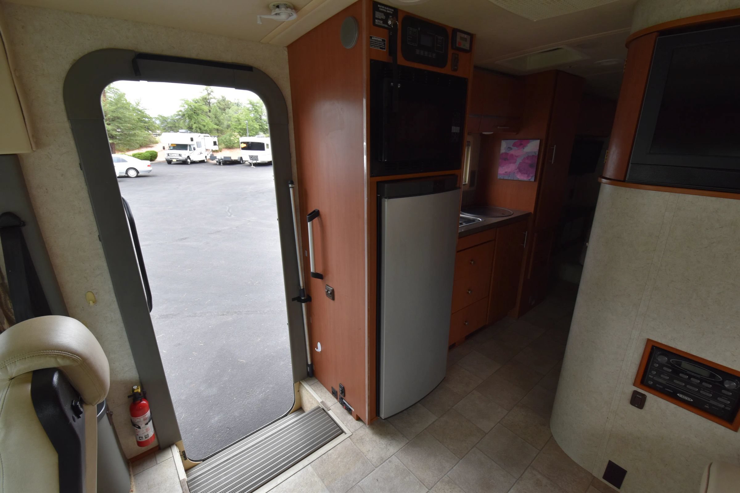 Used 2010 Mercedes-Benz Sprinter 3500 image 12