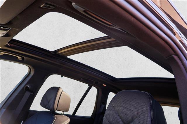 New 2026 BMW X5 xDrive50e image 11