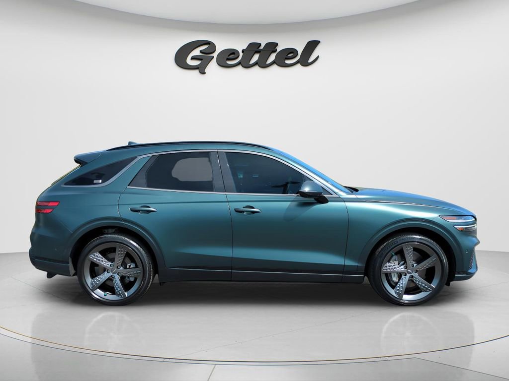 Certified 2024 Genesis GV70 2.5T w/ Sport Prestige Package AWD/4WD image 5