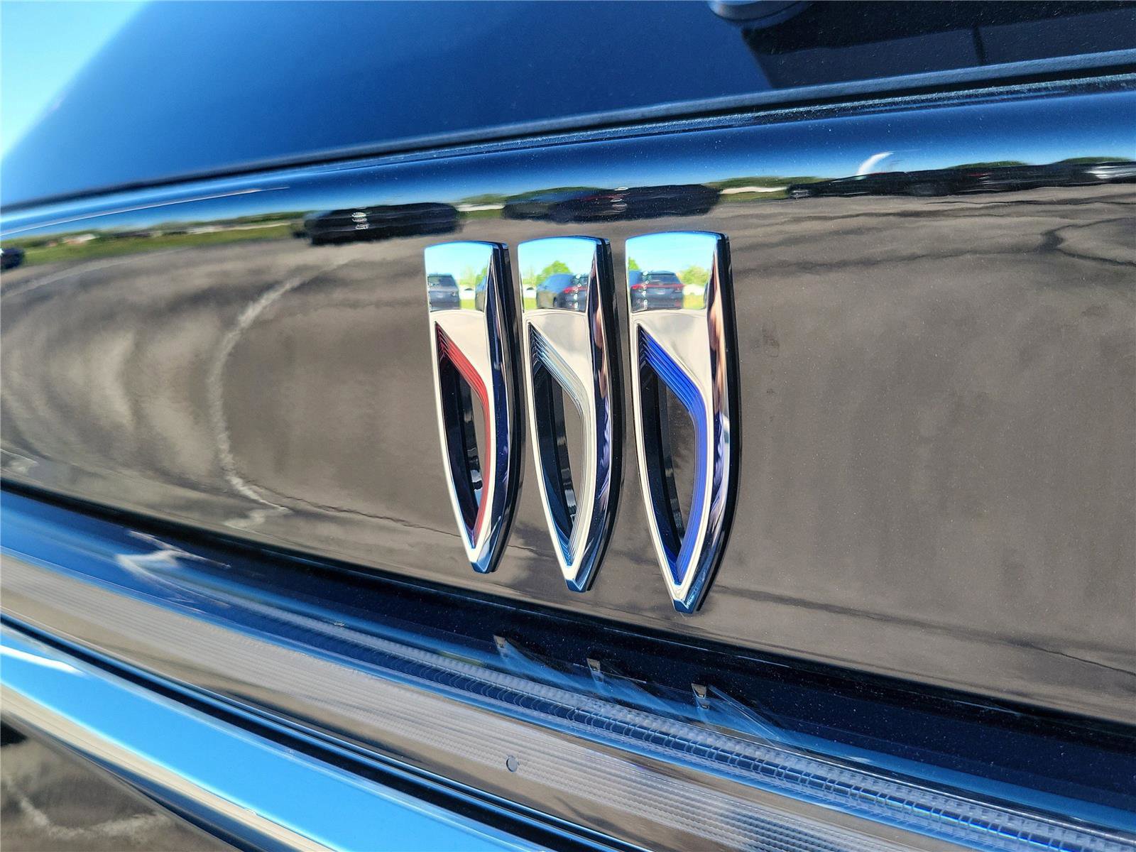 New 2026 Buick Enclave Avenir w/ Super Cruise Package image 8