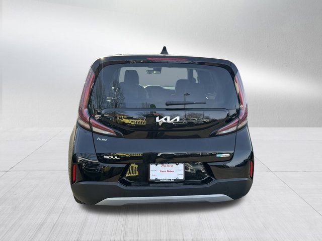 Used 2023 Kia Soul EX image 7