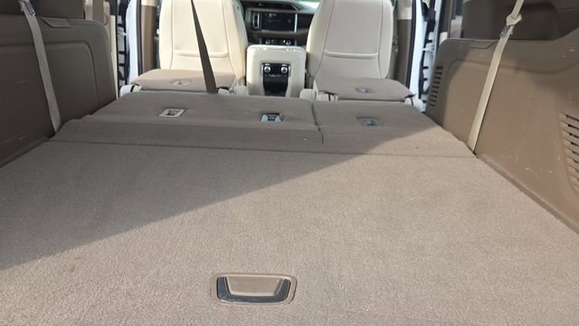 Used 2024 GMC Yukon XL Denali image 37