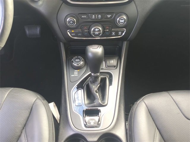 Used 2020 Jeep Cherokee Limited image 20