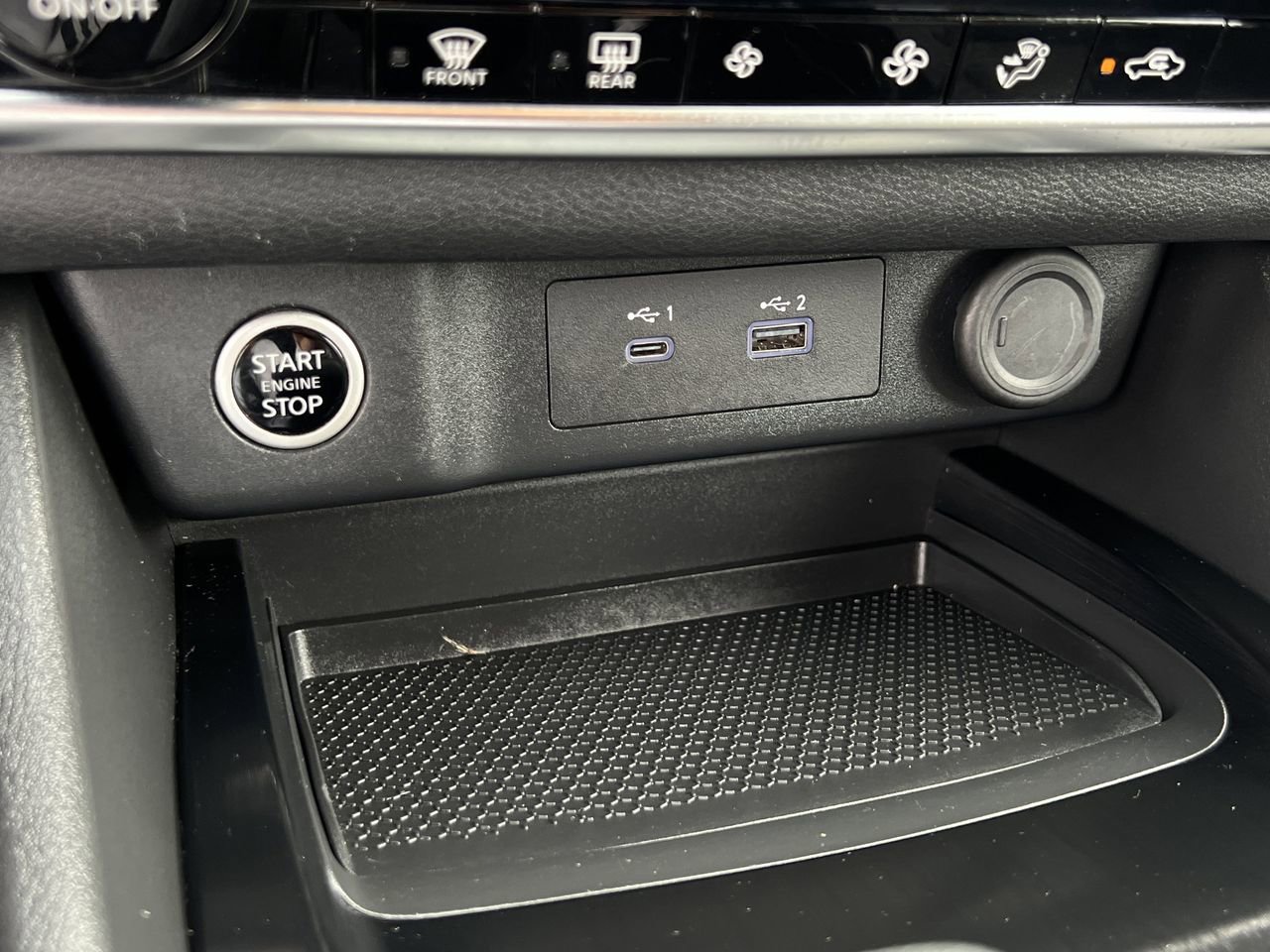 Certified 2023 Nissan Rogue SV FWD image 18