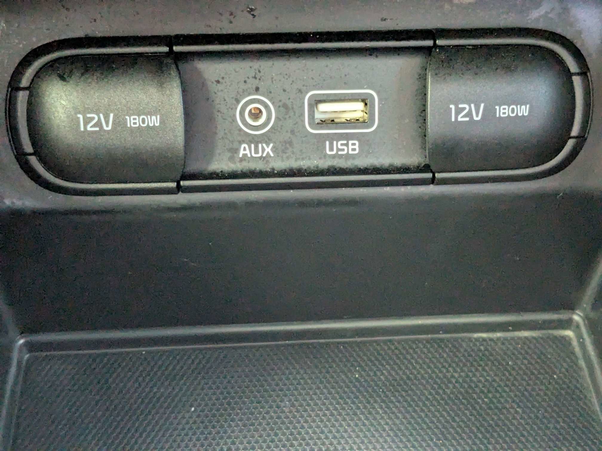 Used 2018 Kia Sorento L FWD image 25