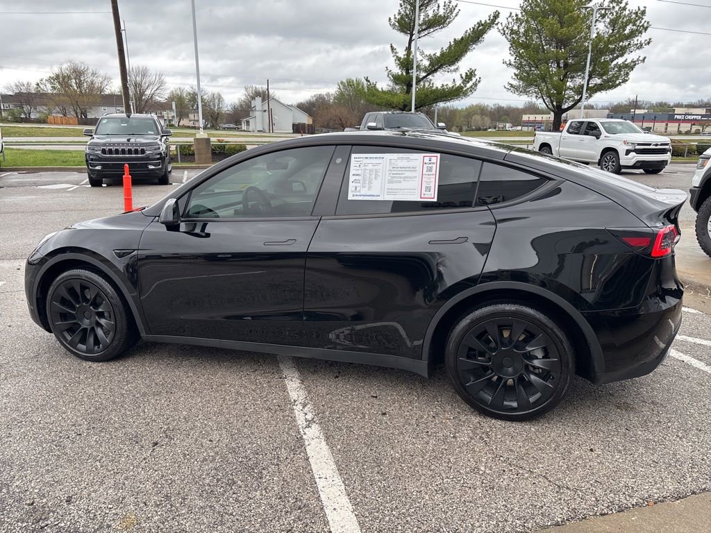Used 2023 Tesla Model Y Long Range image 17