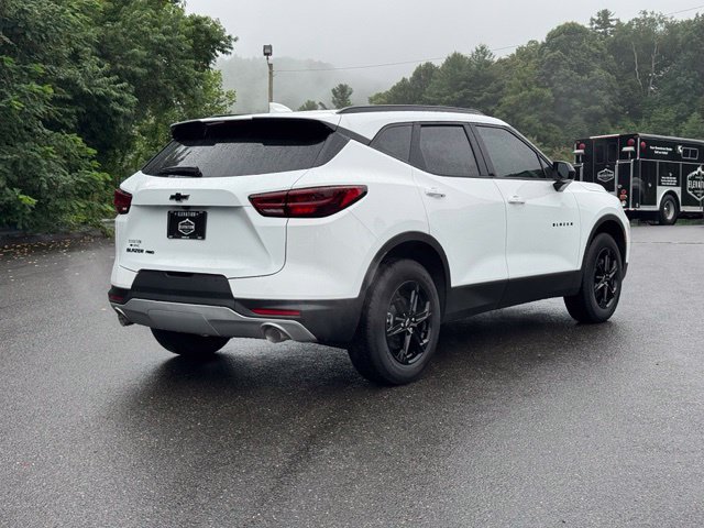 New 2026 Chevrolet Blazer LT w/ Convenience Package AWD/4WD image 7