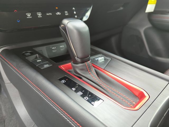 Certified 2025 Nissan Kicks SR image 36
