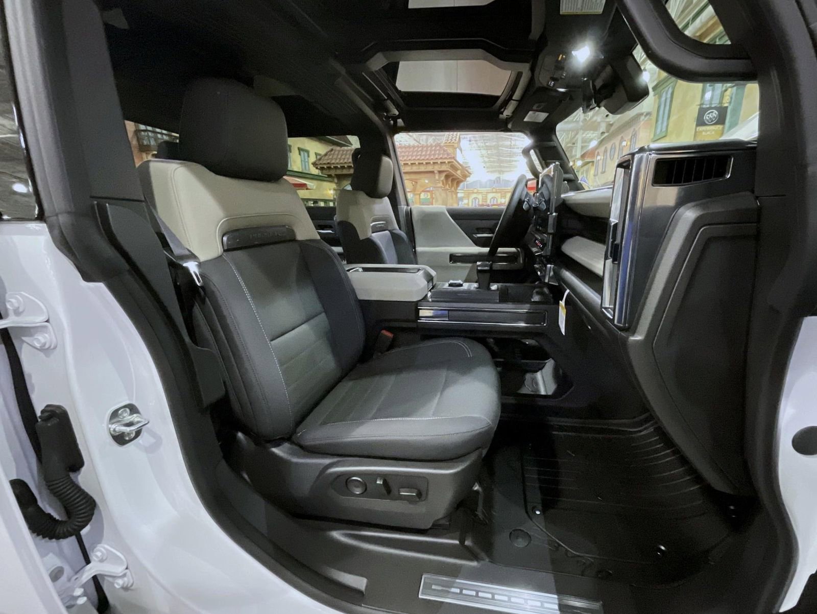 New 2026 GMC Hummer EV 4x4 Crew Cab image 15