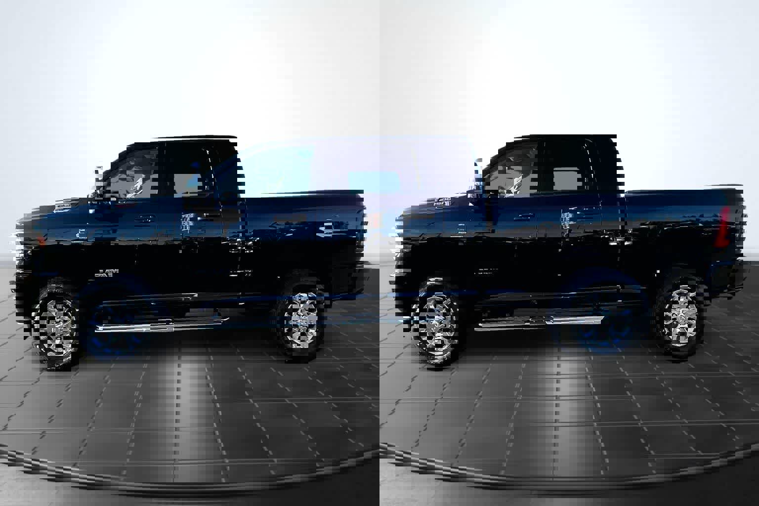 Used 2024 RAM 2500 Laramie w/ Safety Group image 3