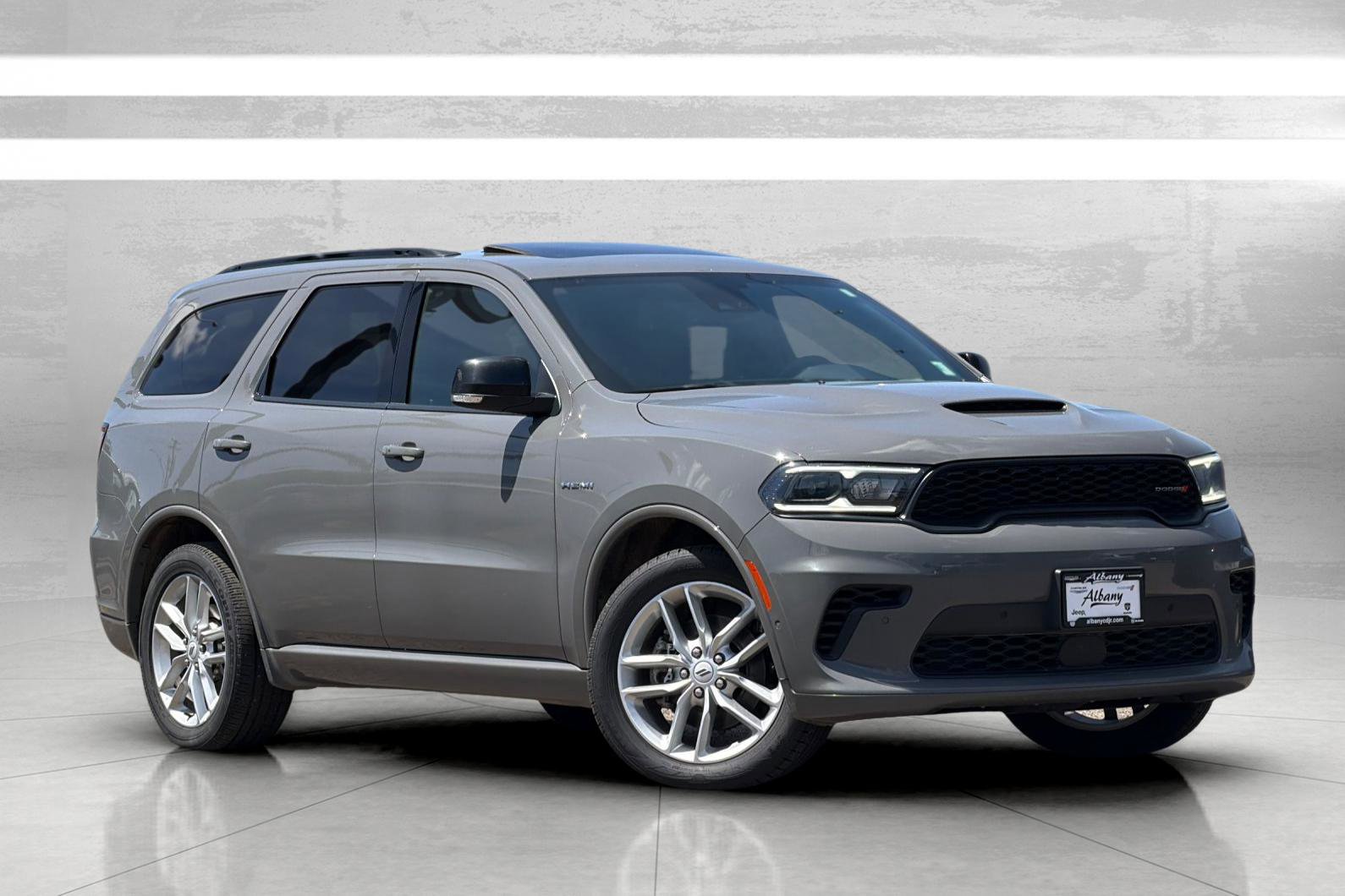 Used 2025 Dodge Durango R/T AWD/4WD image 2