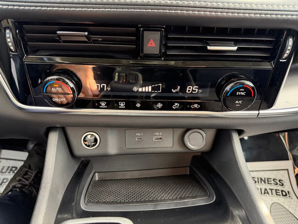 Used 2023 Nissan Rogue SV image 20