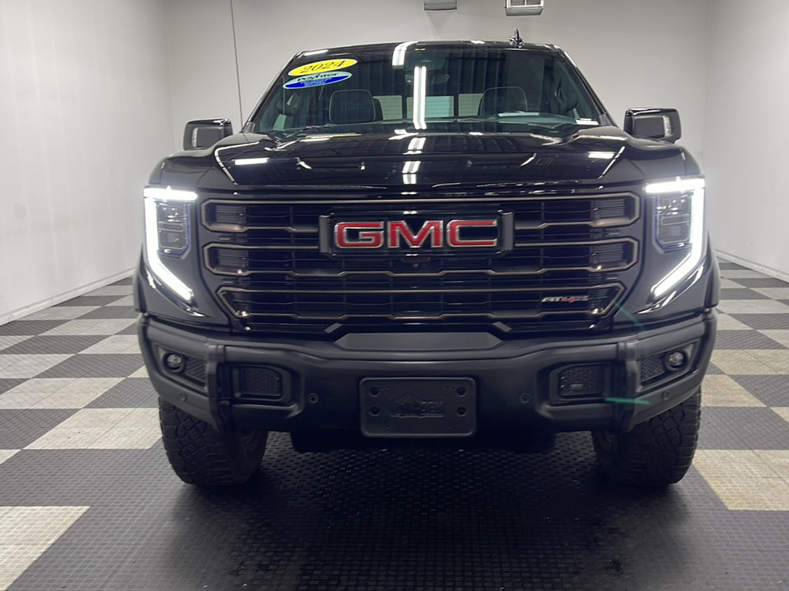 Used 2024 GMC Sierra 1500 AT4X w/ AT4X AEV Edition AWD/4WD image 24