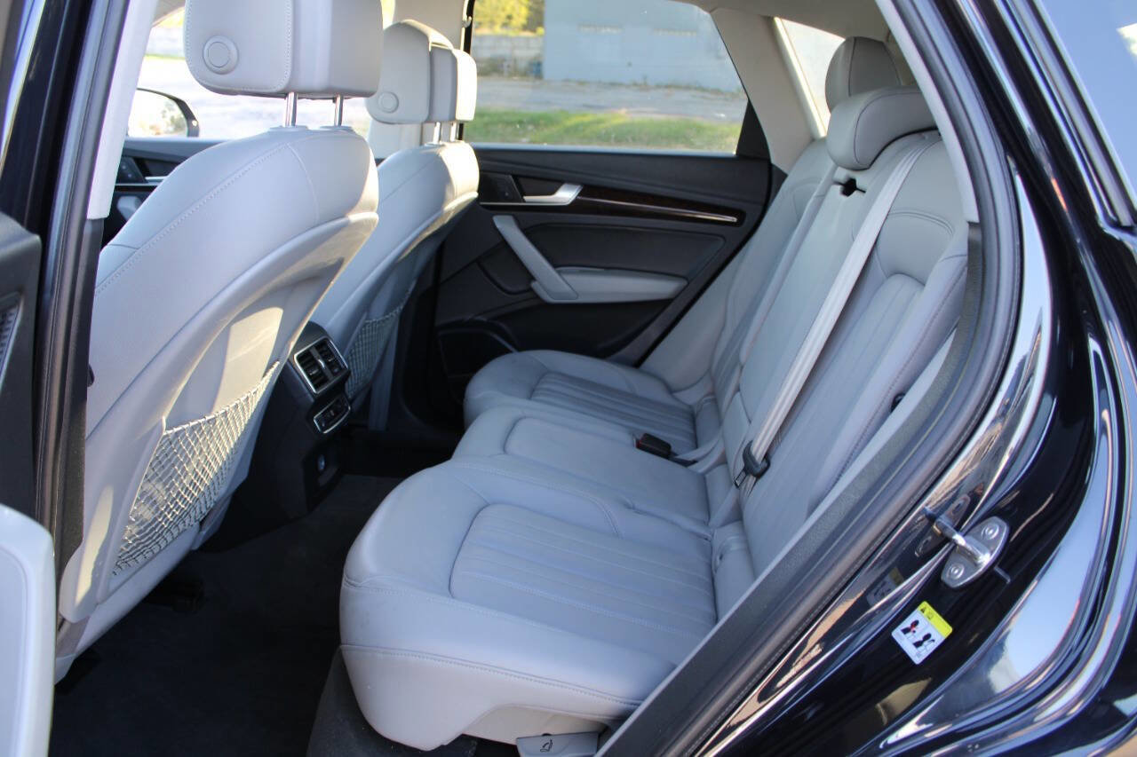 Used 2018 Audi Q5 2.0T Premium Plus w/ Premium Plus Package image 15