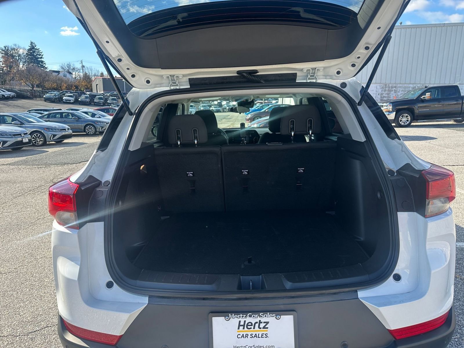 Used 2025 Chevrolet TrailBlazer LT w/ Driver Confidence Package image 29