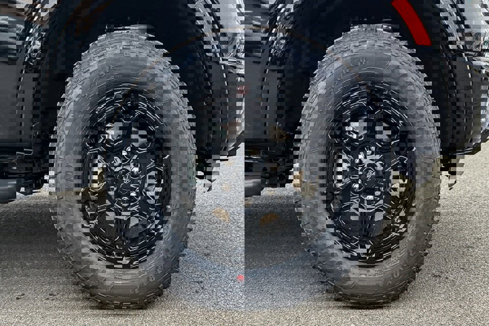 New 2025 Ford Ranger Lariat w/ Black Appearance Package image 11