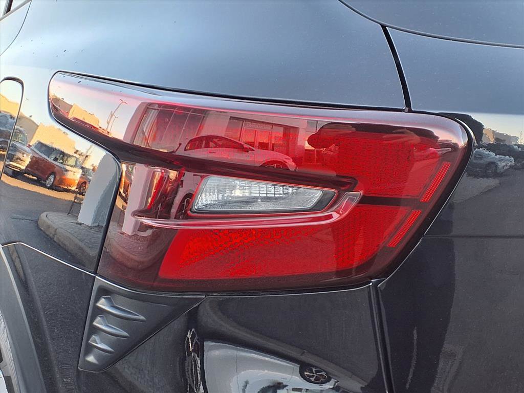 Used 2024 Chevrolet Trax LS image 24